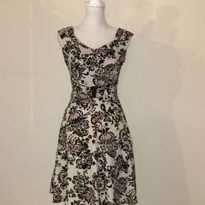 Cotton black white and red dress size 6